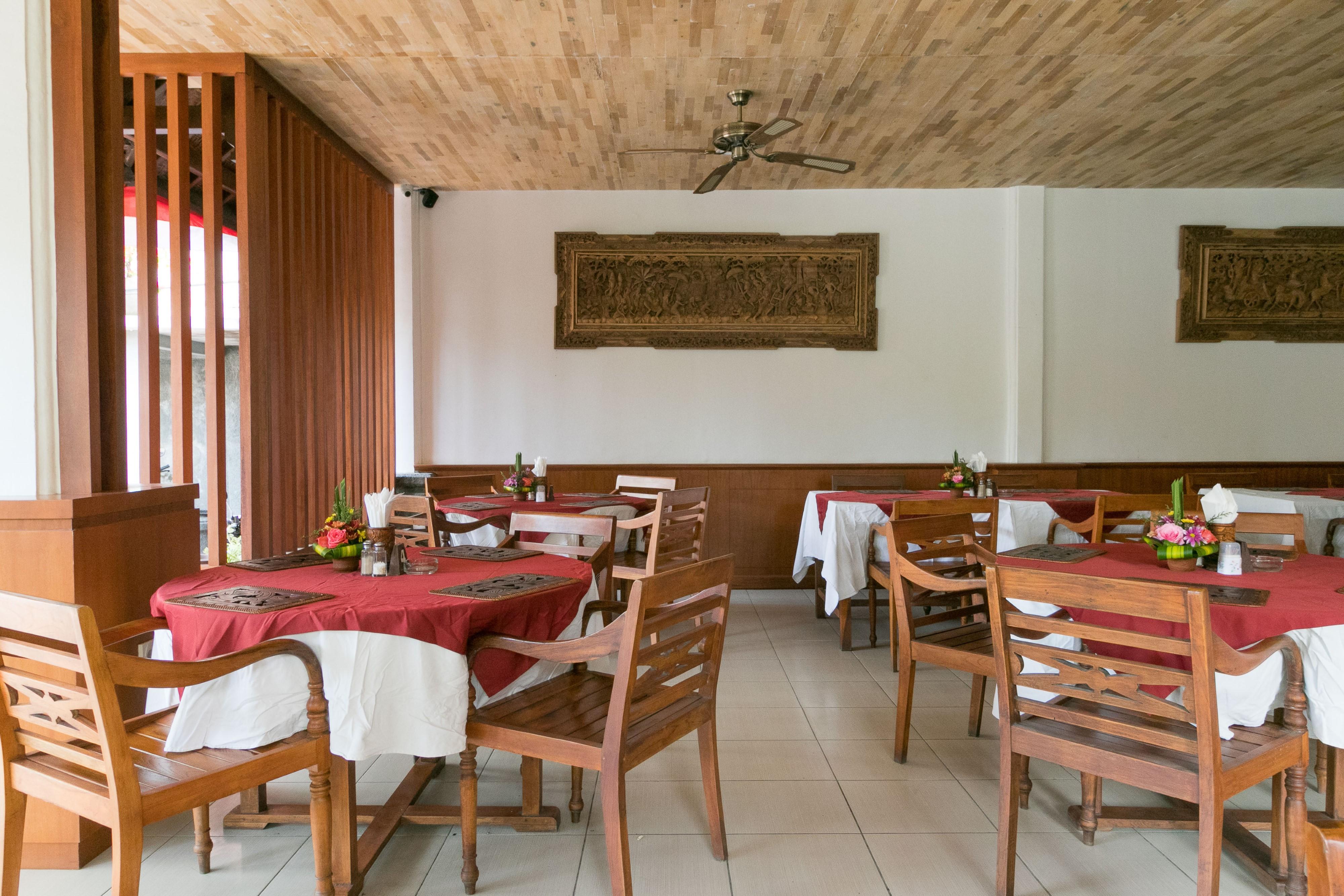 Hotel Sinar Bali Legian Екстер'єр фото