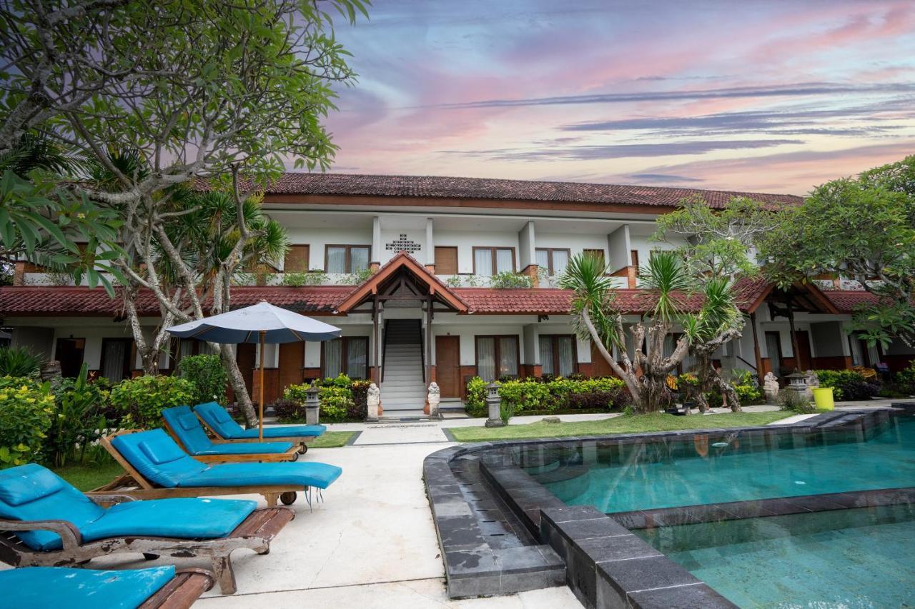 Hotel Sinar Bali Legian Екстер'єр фото