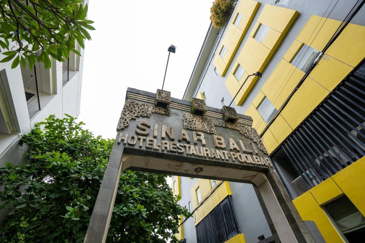 Hotel Sinar Bali Legian Екстер'єр фото