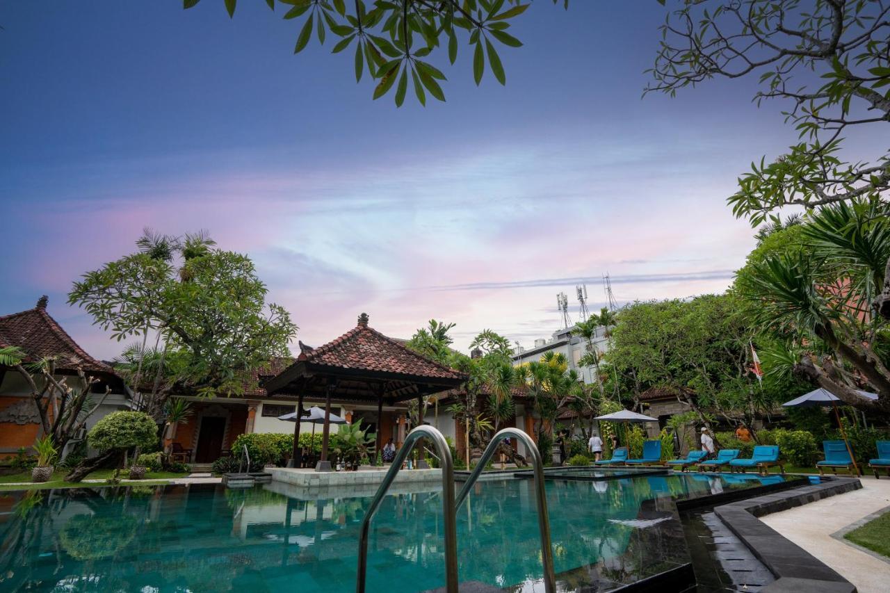 Hotel Sinar Bali Legian Екстер'єр фото
