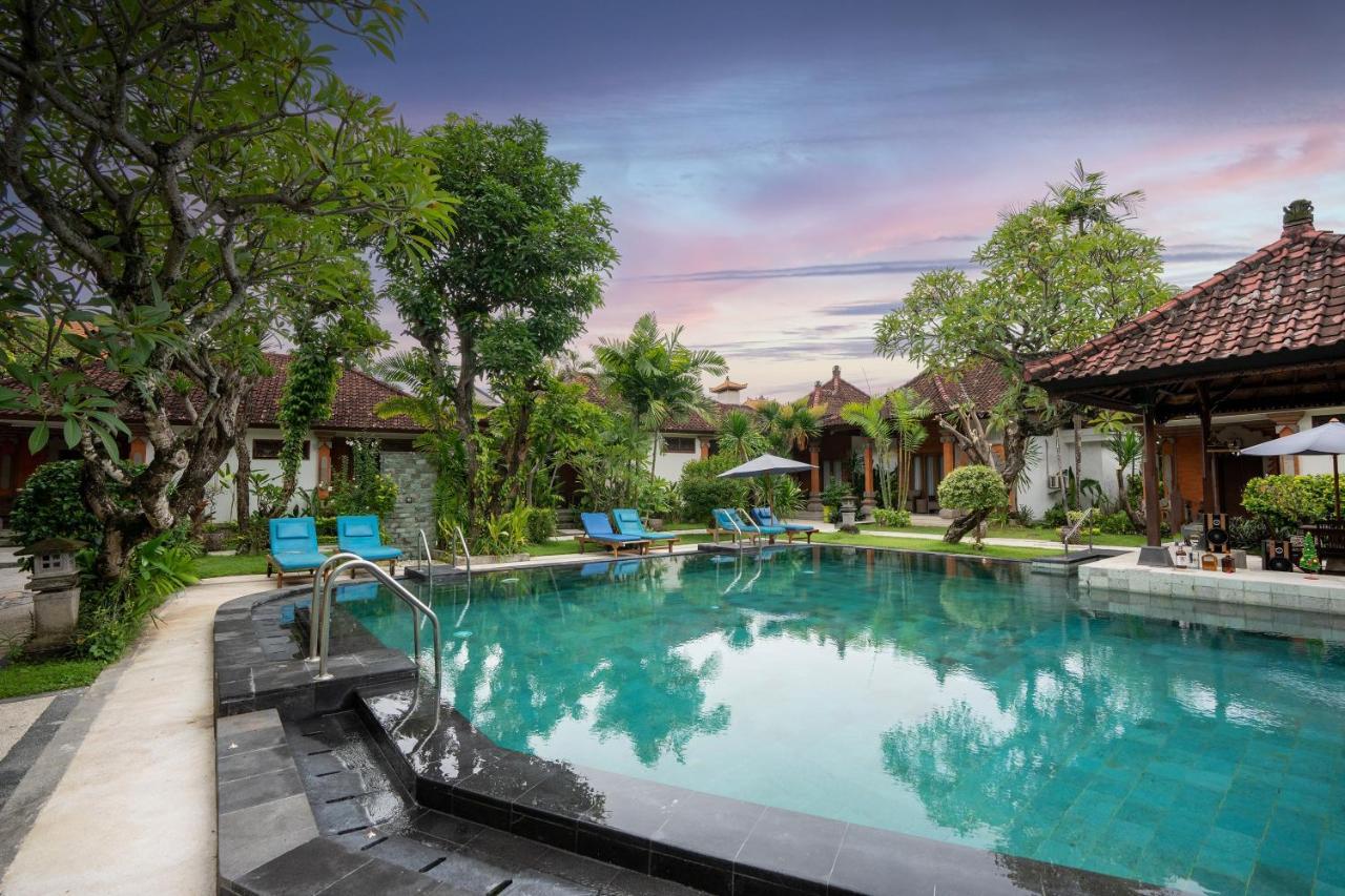 Hotel Sinar Bali Legian Екстер'єр фото