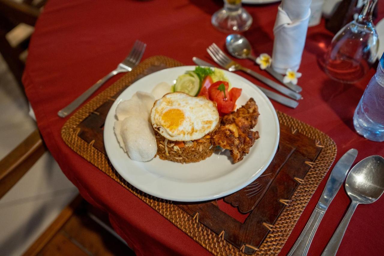 Hotel Sinar Bali Legian Екстер'єр фото