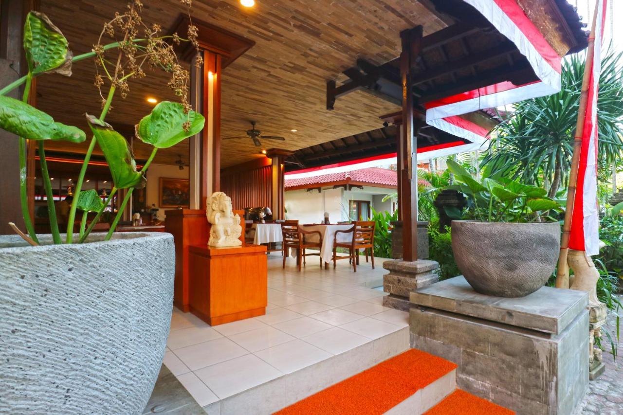 Hotel Sinar Bali Legian Екстер'єр фото